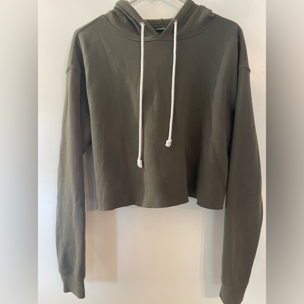 Army green cropped sweatshirt Women’s Sz S